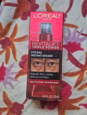 L'Oreal Revitalift Eye Bag Instant Eraser - Red